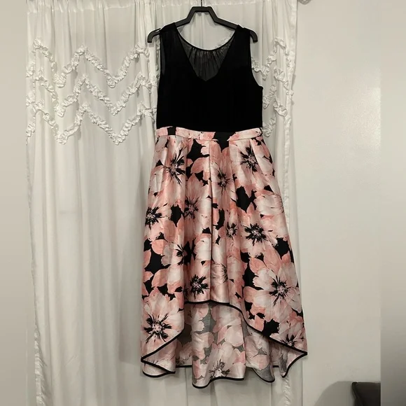 R&M Richard’s high and low dress - Picture 2 of 6